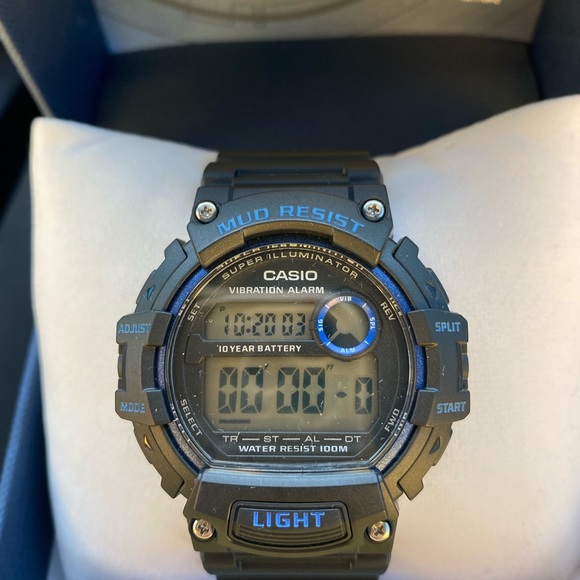 Casio Mud Resistant Stainless Steel Quartz New! - Picture 2 of 8